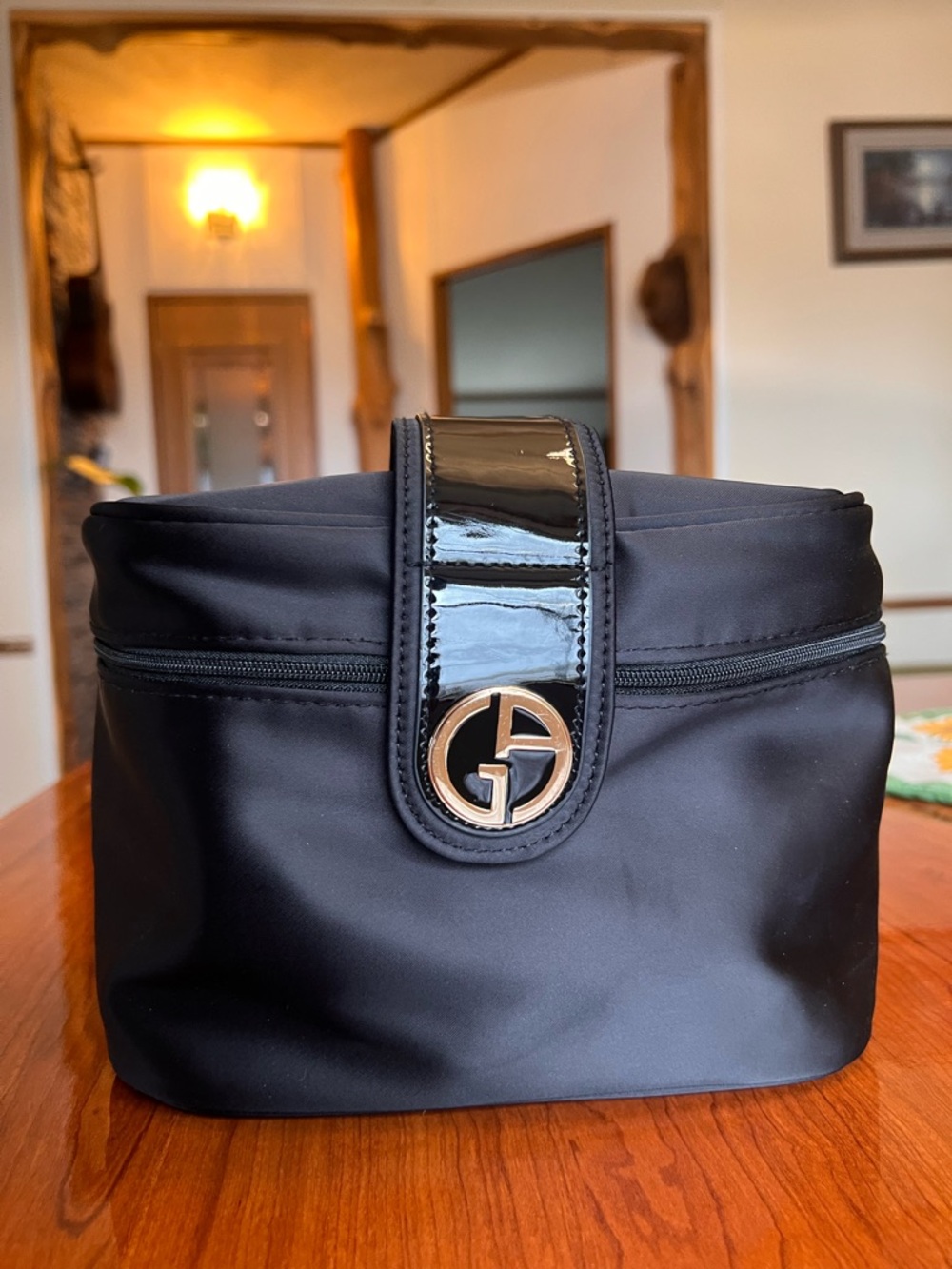 Giorgio Armani Parfums Black Makeup Bag Vanity Case Travel Pouch Cosmetic Clutch